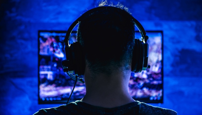Glass Mousepad vs Cloth: Which Surface Dominates Gaming in 2025? 2 Glass Mousepad vs Cloth3